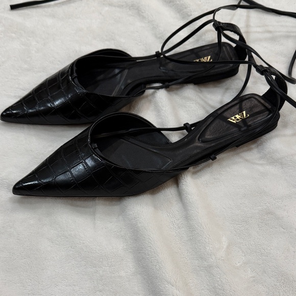 Zara Black Croc-Embossed Flats - Picture 3 of 4